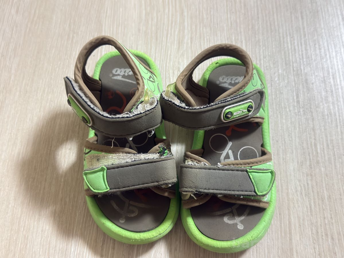 საბავშვო სანდლი