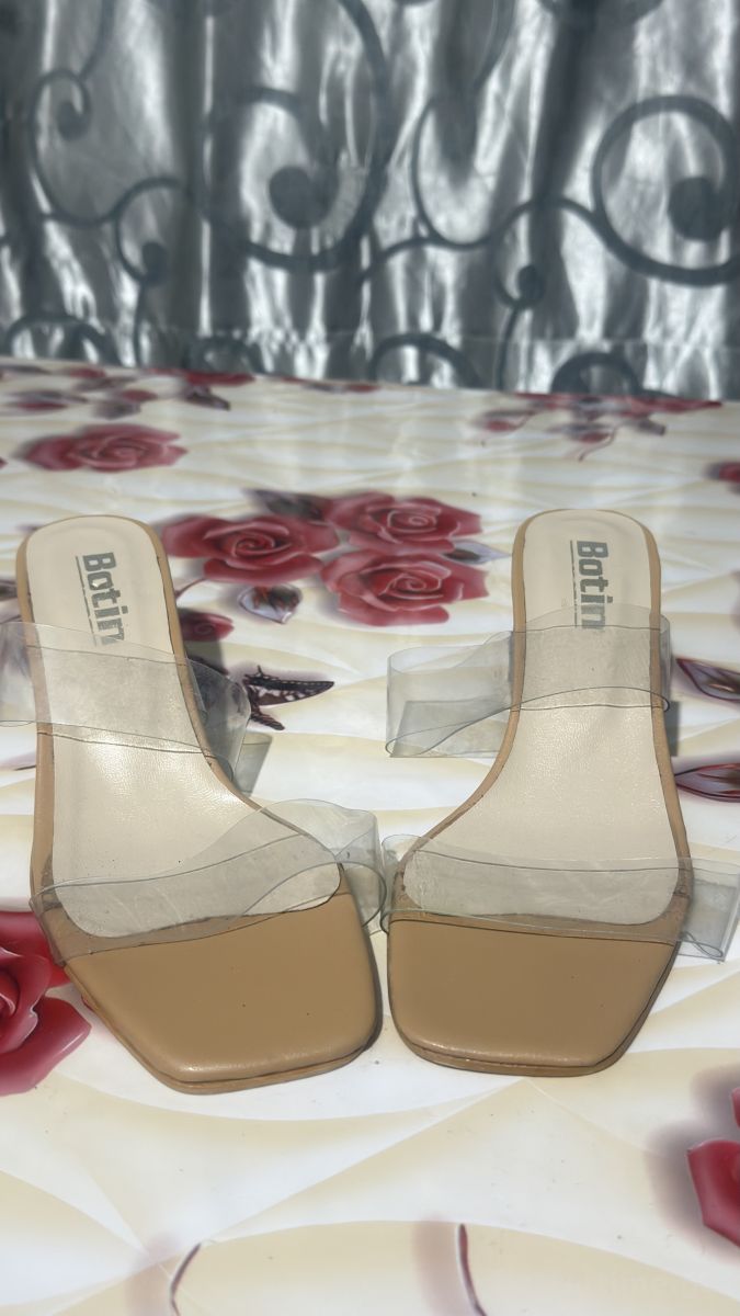 ფეხსაცმელი