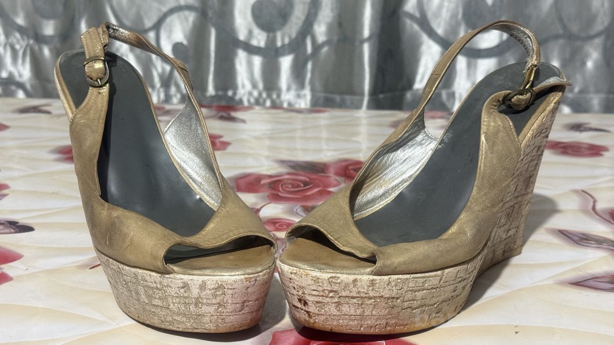 მაღალ ქუსლიანი